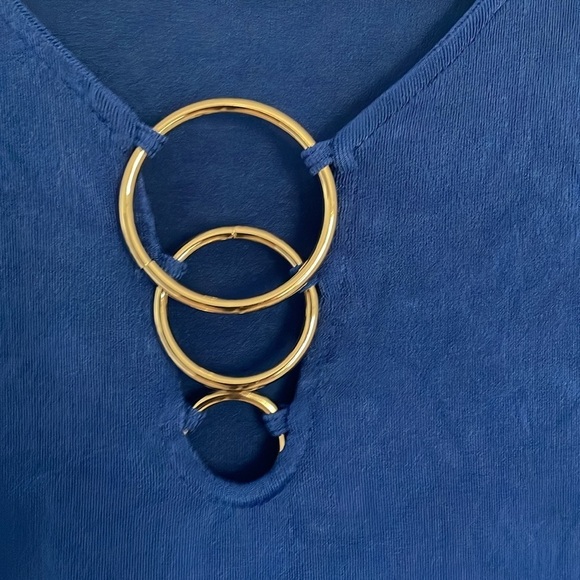 Chico's Blue Embellished with rings Travelers Tee size Chico 2 ( L12) - Picture 3 of 7